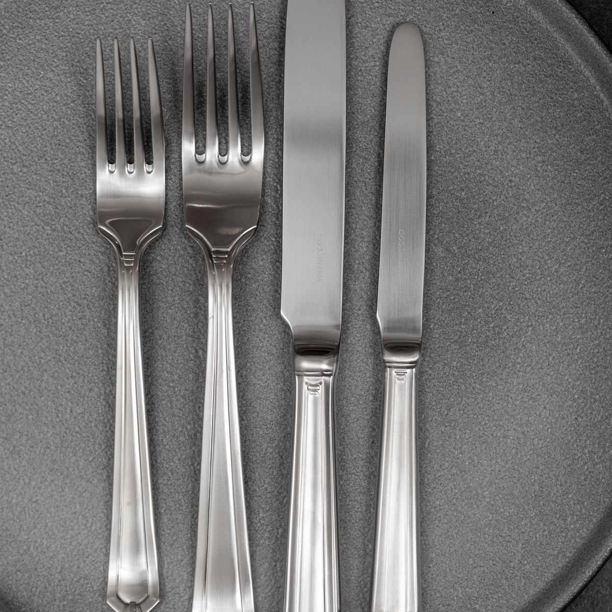 Set de Cuchillería Oxford 42 Piezas Silver Matt COQUINARIA