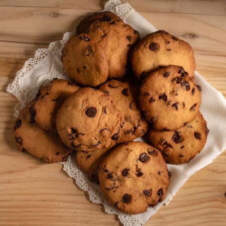 GALLETAS DE HARINA DE ALMENDRAS Y NIBS DE CACAO