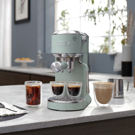 Cafetera Dedica Duo Cold Brew Verde EC890.GR DELONGHI