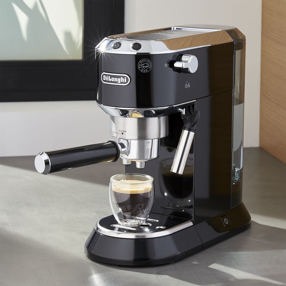 Cafetera Espresso Dedica Negro EC685.BK DELONGHI