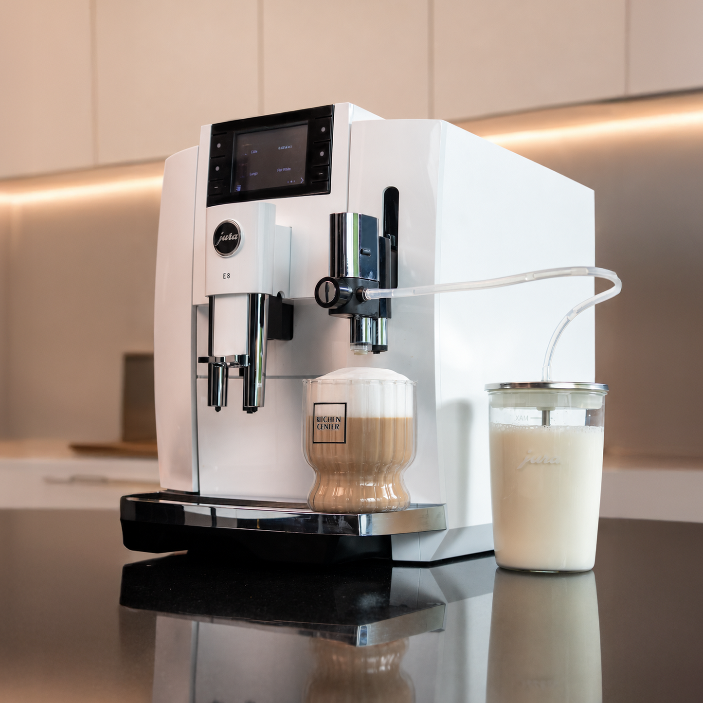 Cafetera Superautomática White E8 Piano 15710 + Vaso JURA