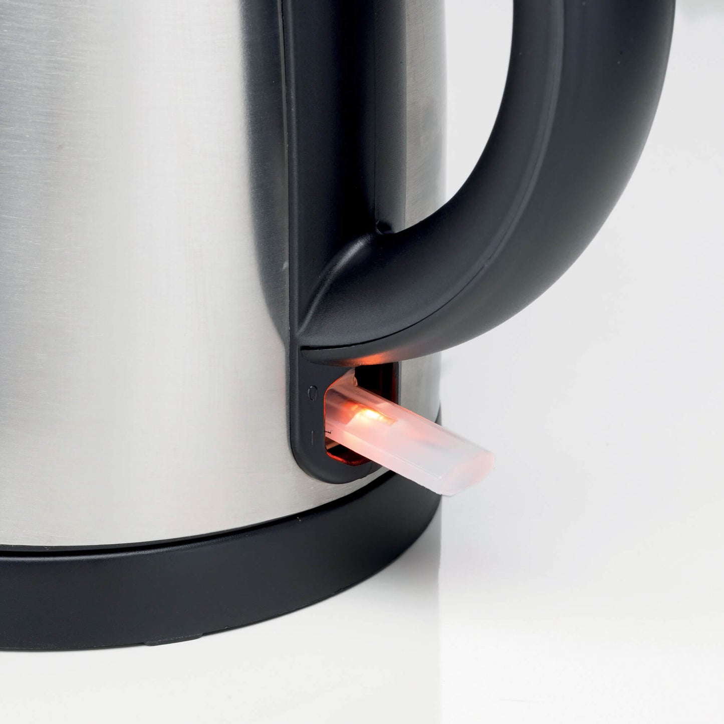 Hervidor Electrico 1.7 L Metallo ARIETE