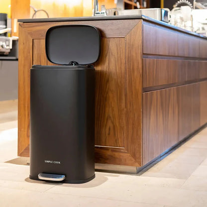 Basurero 30L con Pedal Negro Mate SIMPLECOOK