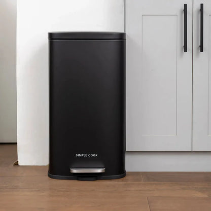 Basurero 30L con Pedal Negro Mate SIMPLECOOK
