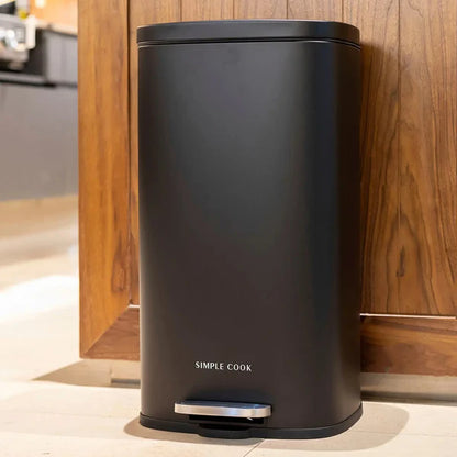 Basurero 30L con Pedal Negro Mate SIMPLECOOK