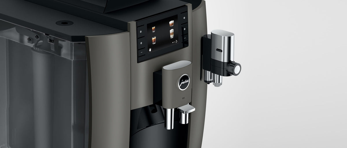Combo JURA W8 Dark Inox + Recipiente de Leche 0.5LT