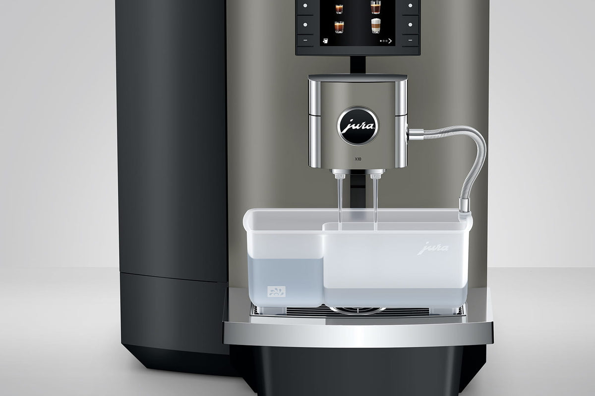 Cafetera Superautomática X10 Dark Inox 15708 + Recipiente de Leche 0.5LT JURA
